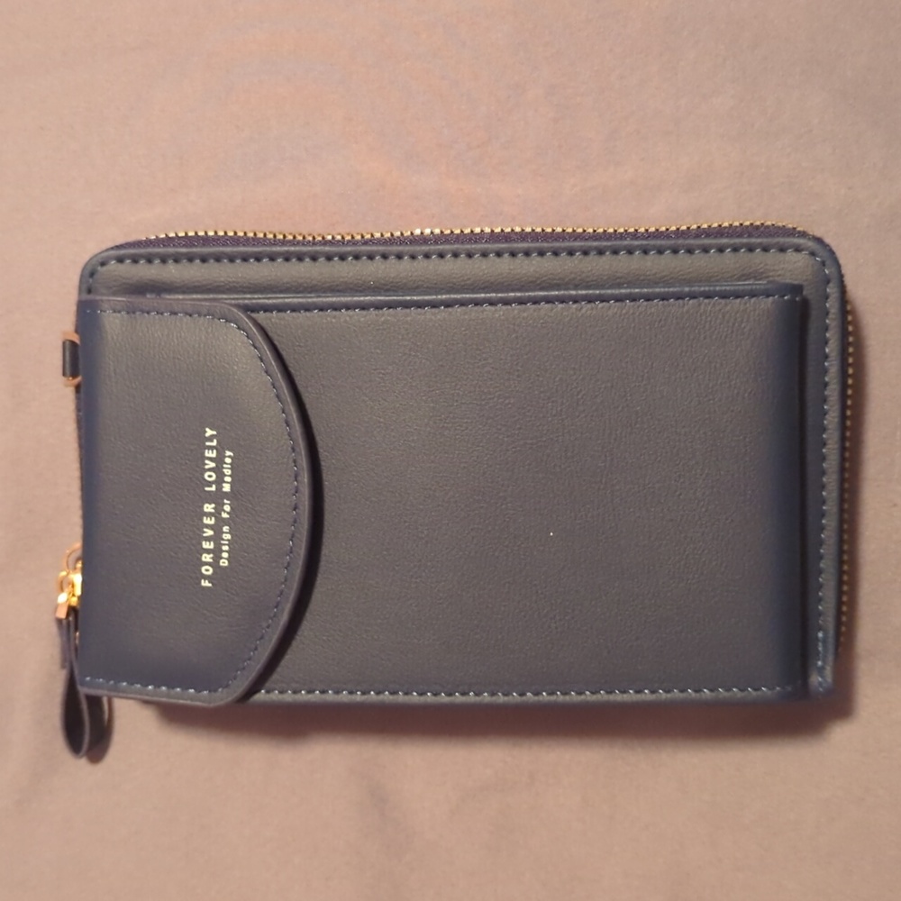 Crossbody wristlet/phone case